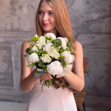 БУКЕТЫ НЕВЕСТЕ