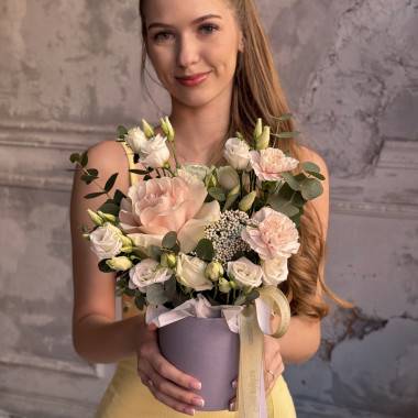 БУКЕТЫ В КОРОБКАХ